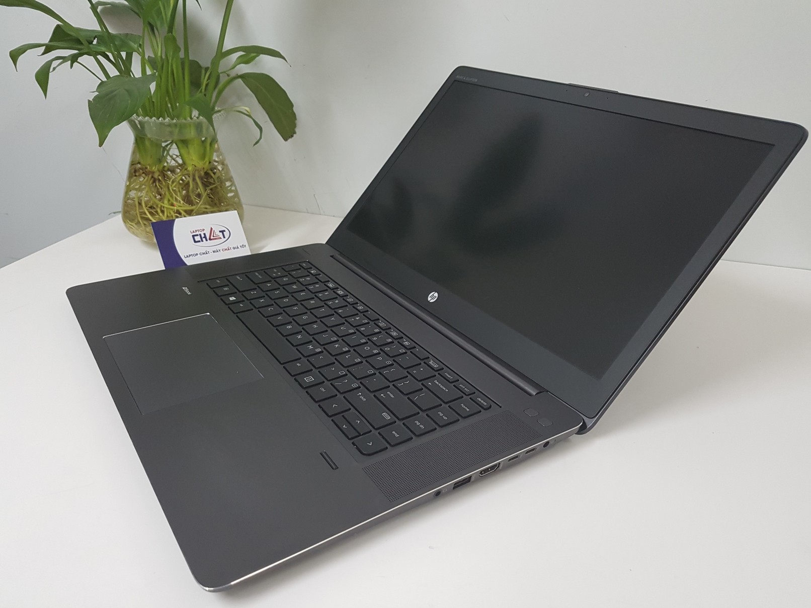 HP ZBook Studio 15 G4 i7 - Laptop Chất