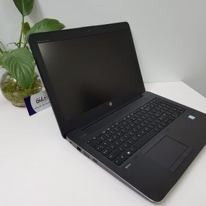 HP ZBook 15 G3 -1