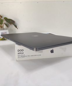 MacBook Pro 16 inch i7-5