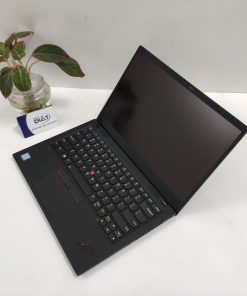ThinkPad X1 Carbon Gen 7-1