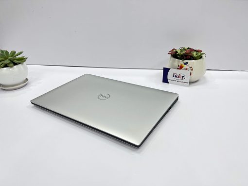 Dell XPS 15 7590-3