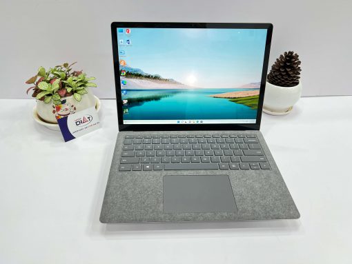 Surface Laptop 2-1